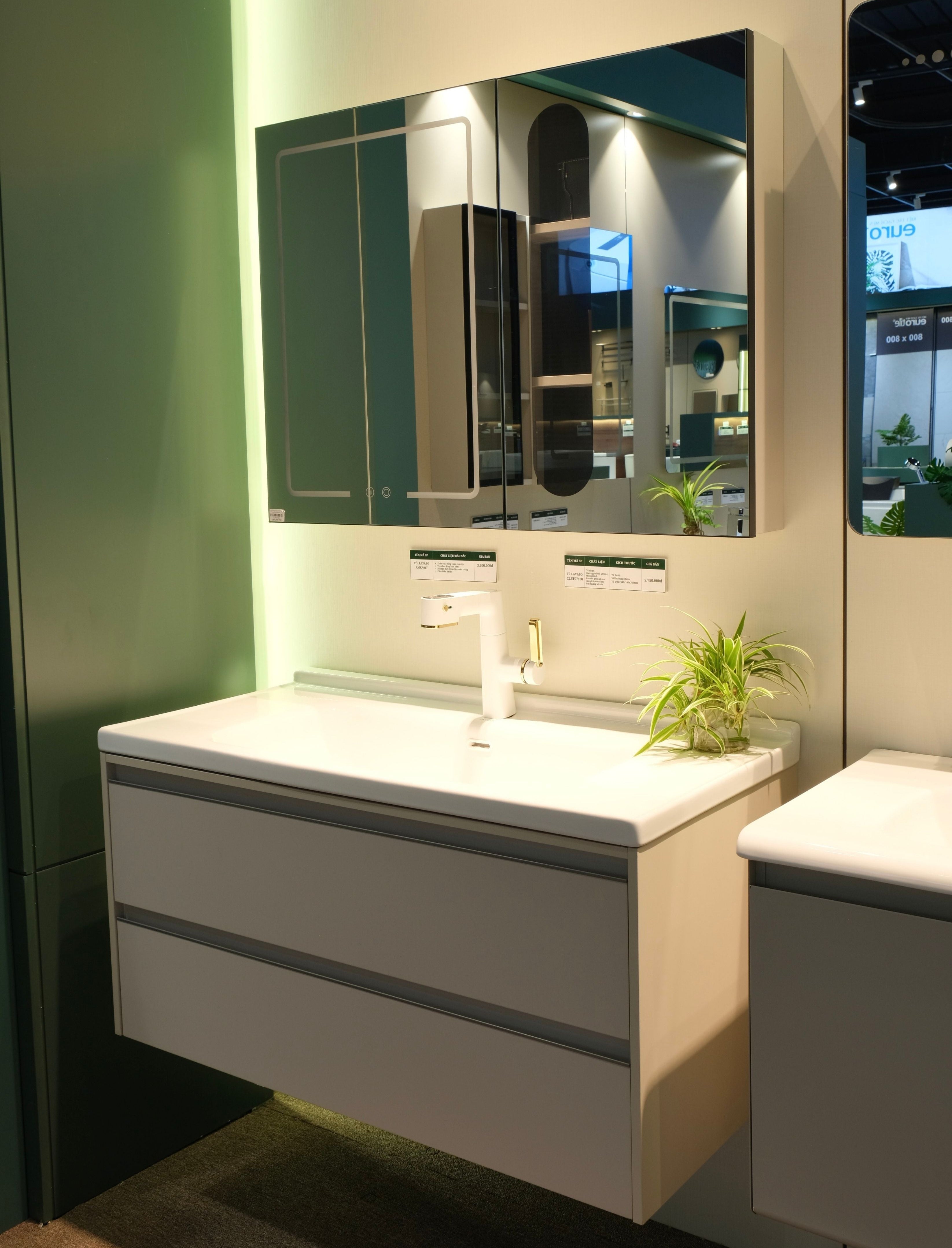 Bộ Tủ Phòng Tắm Nhựa PVC Chống Nước Casalux CLBT07100