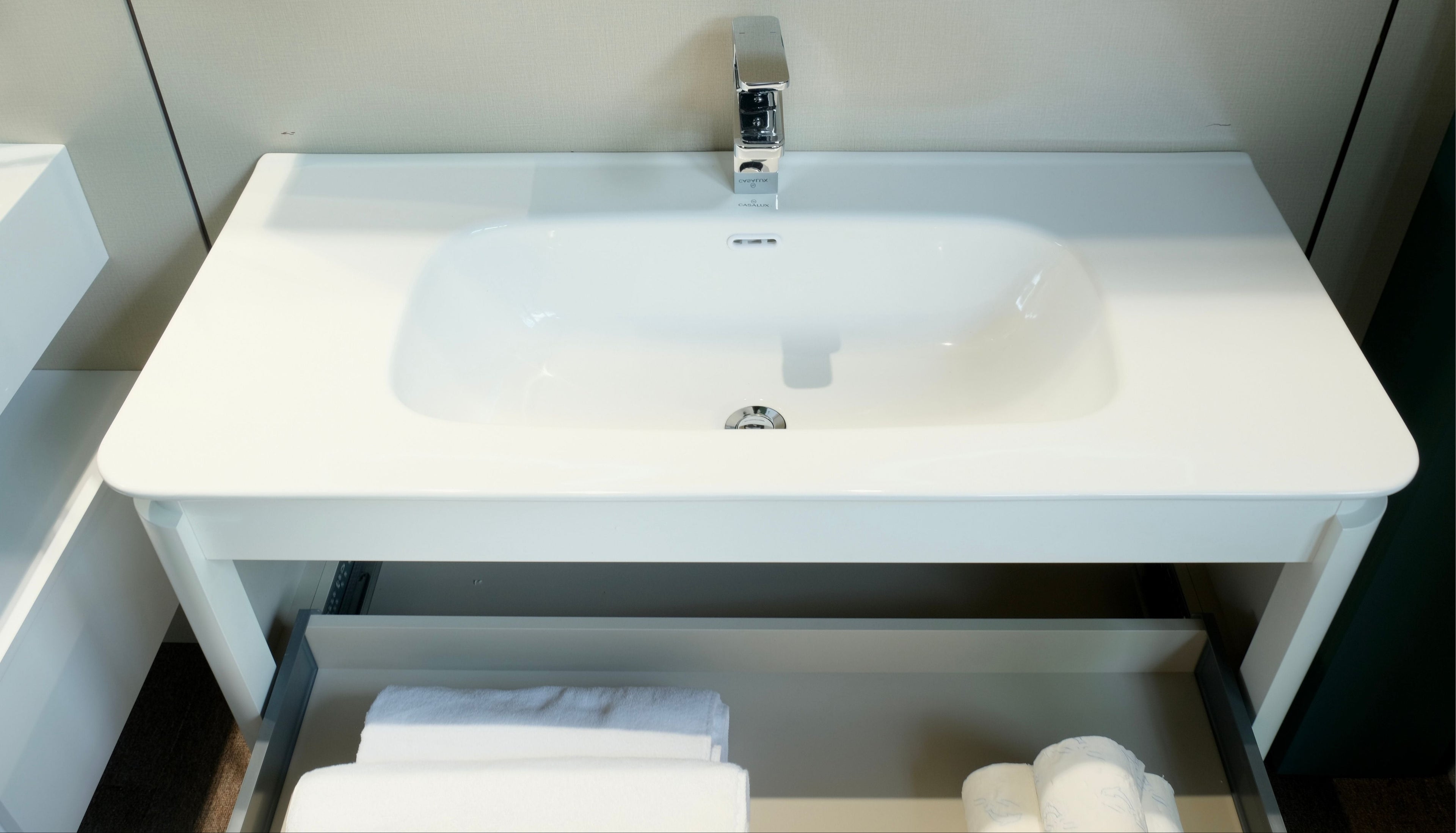 Bộ Tủ Phòng Tắm Nhựa PVC Chống Nước Casalux CLBT08100