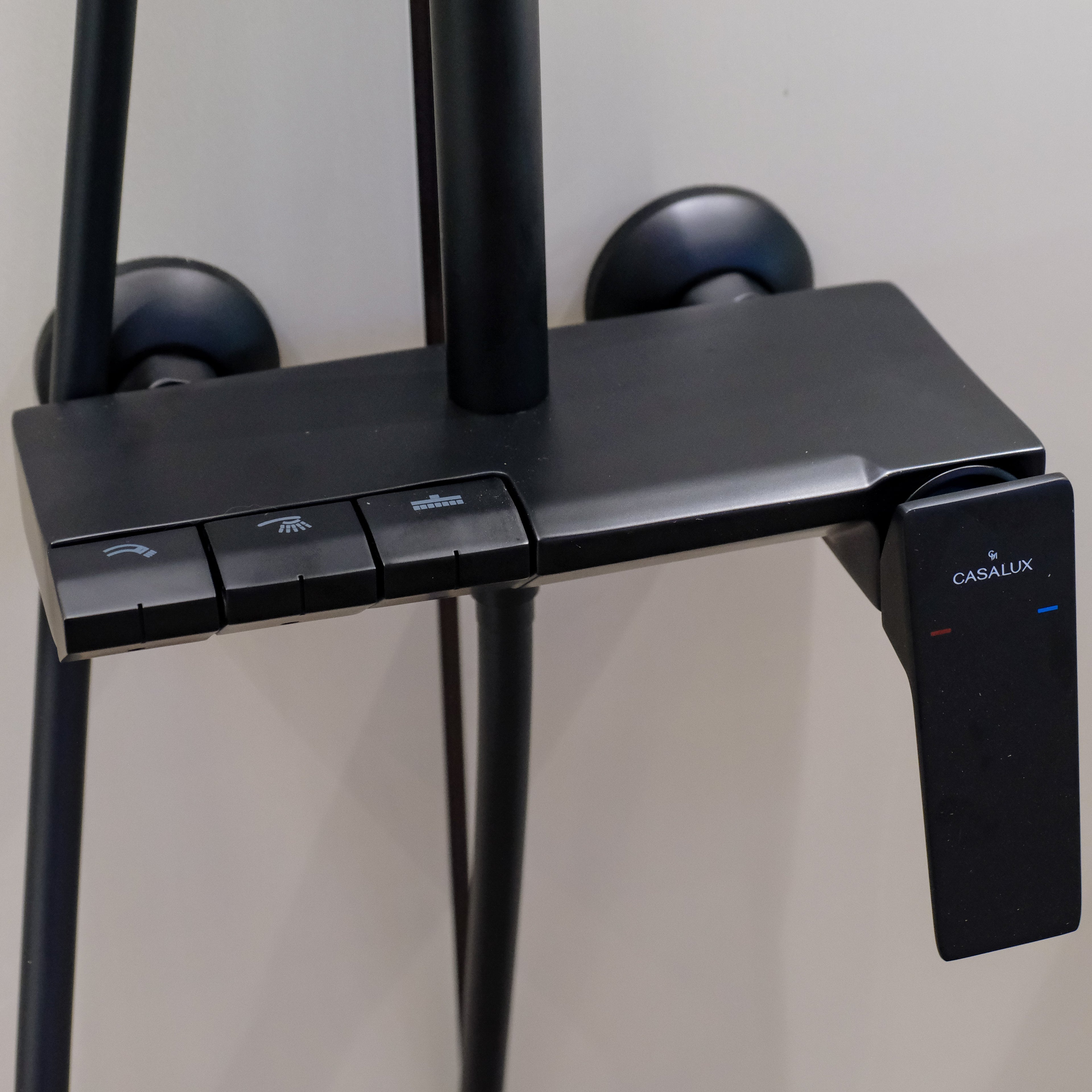 Sen tắm cây Casalux đen nhám CLSD09