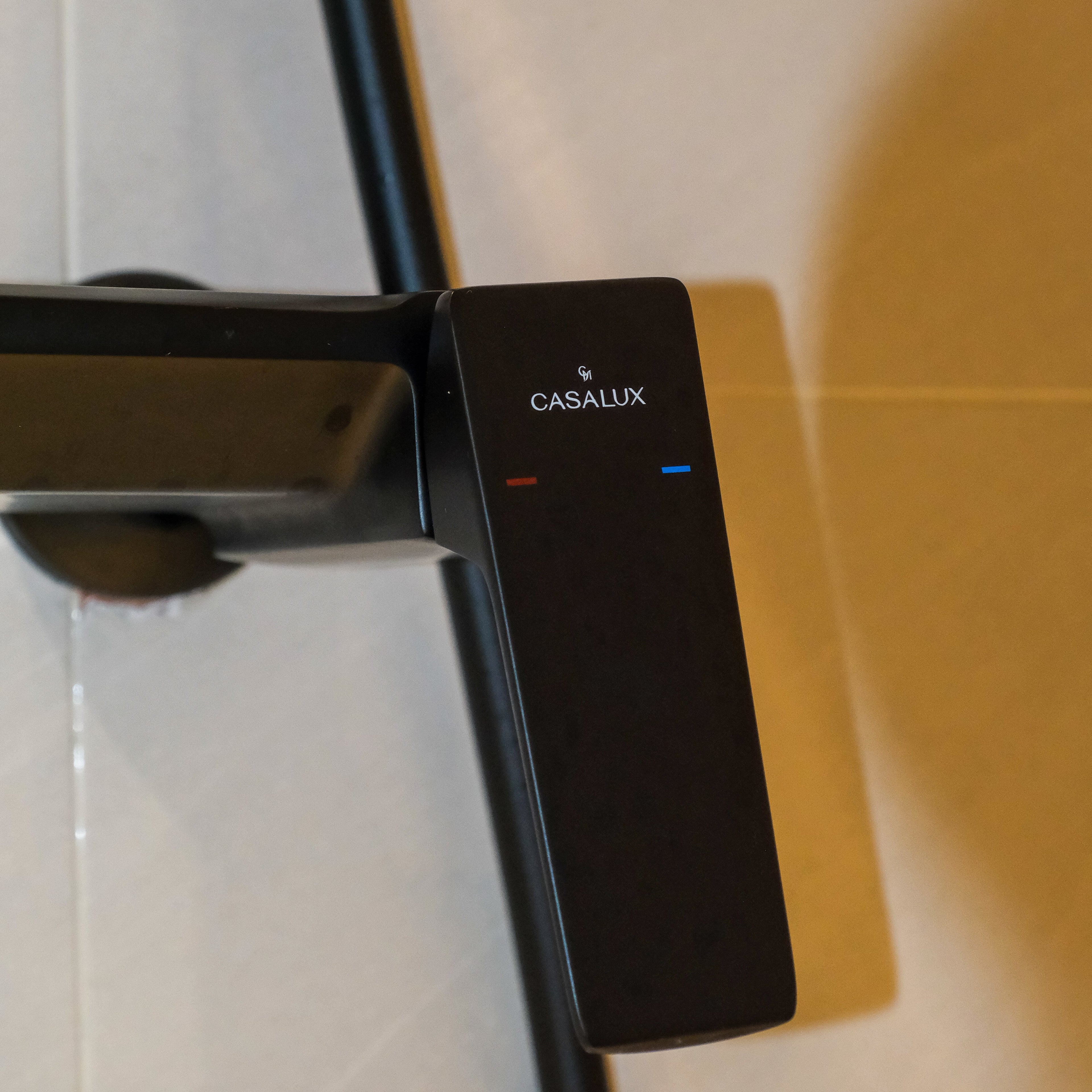 Sen tắm cây Casalux đen nhám CLSD09