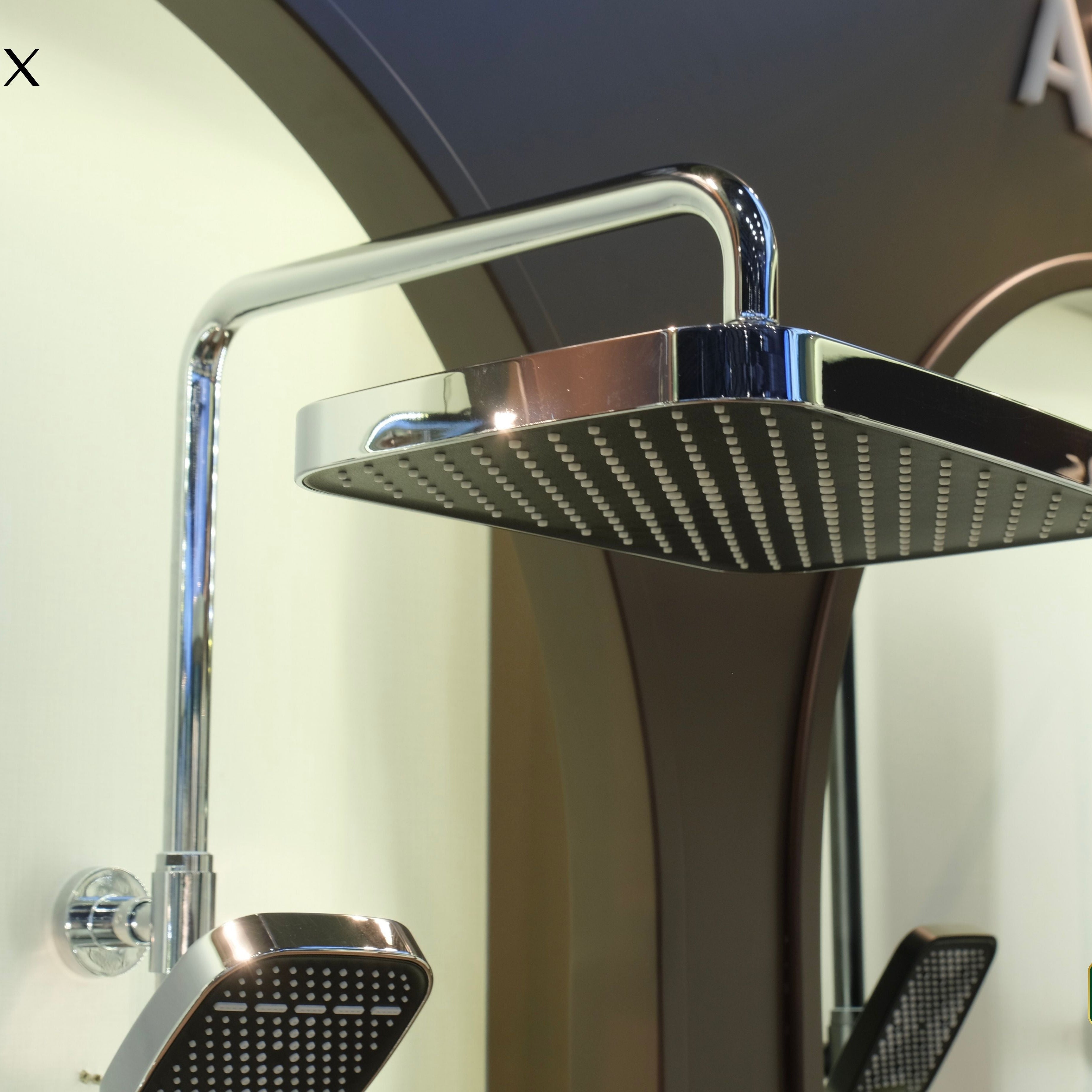 Sen tắm cây Casalux mạ chrome CLSI01