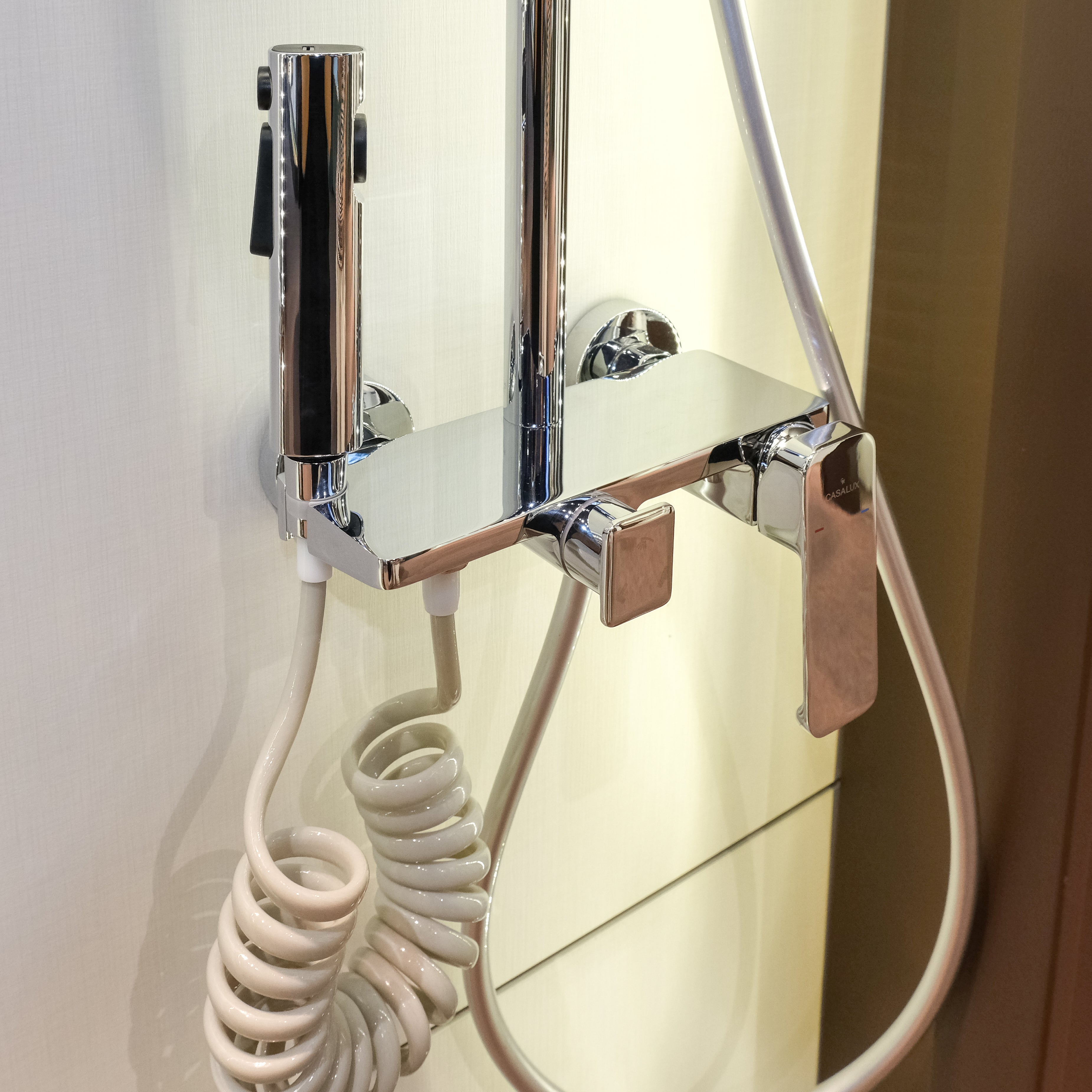 Sen tắm cây Casalux mạ chrome CLSI13