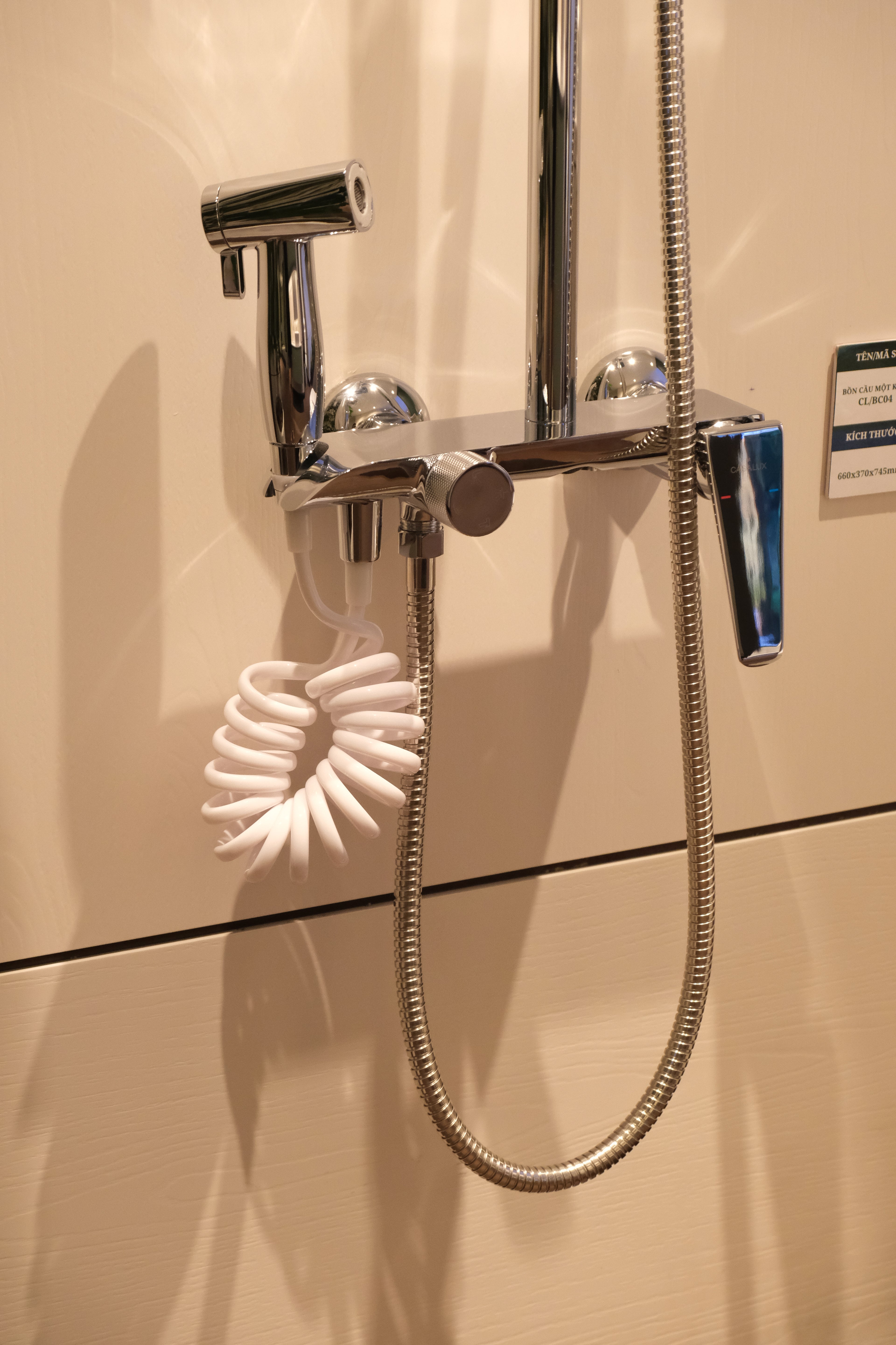 Sen tắm cây Casalux mạ chrome CLSI14