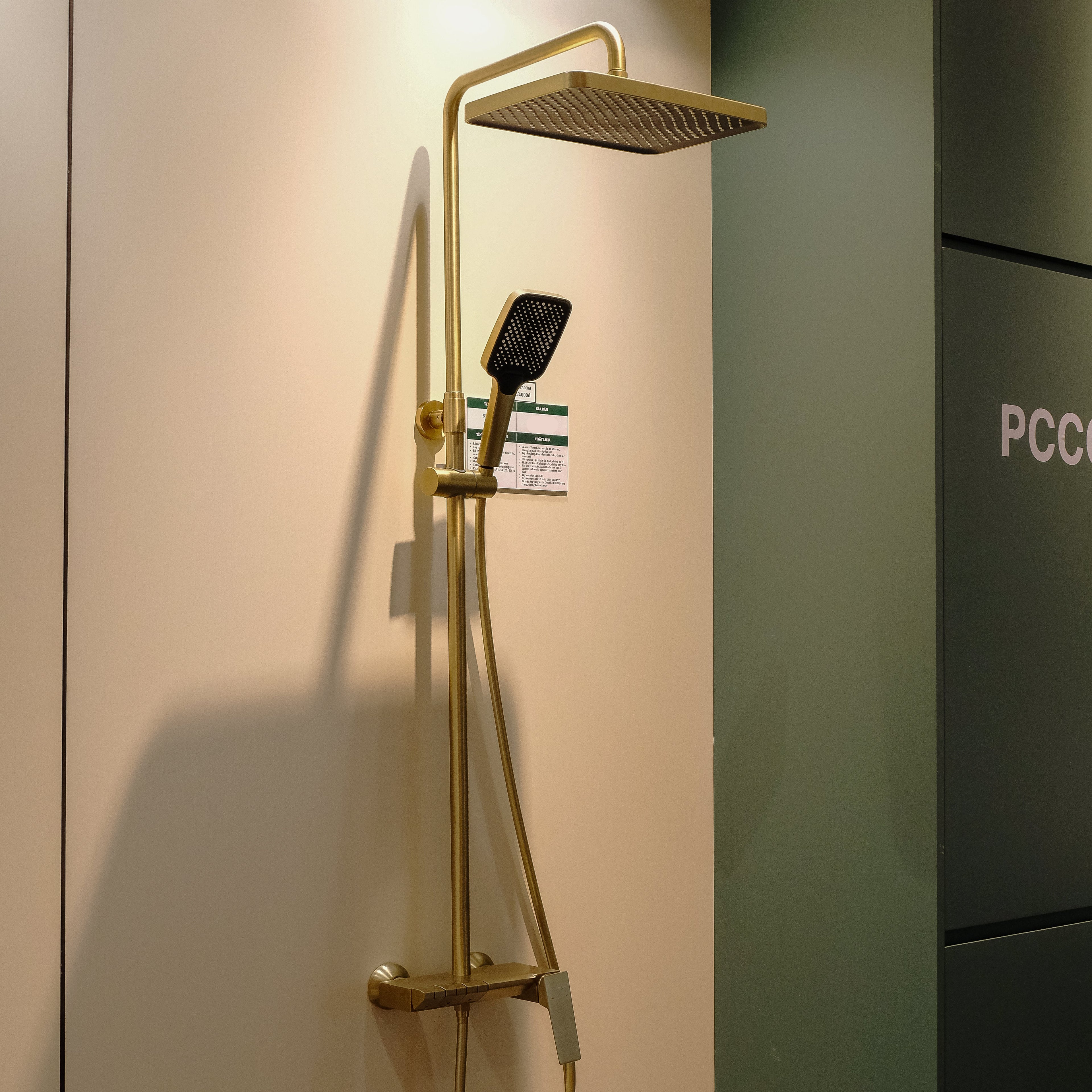 Sen tắm cây Casalux mạ vàng CLSV10