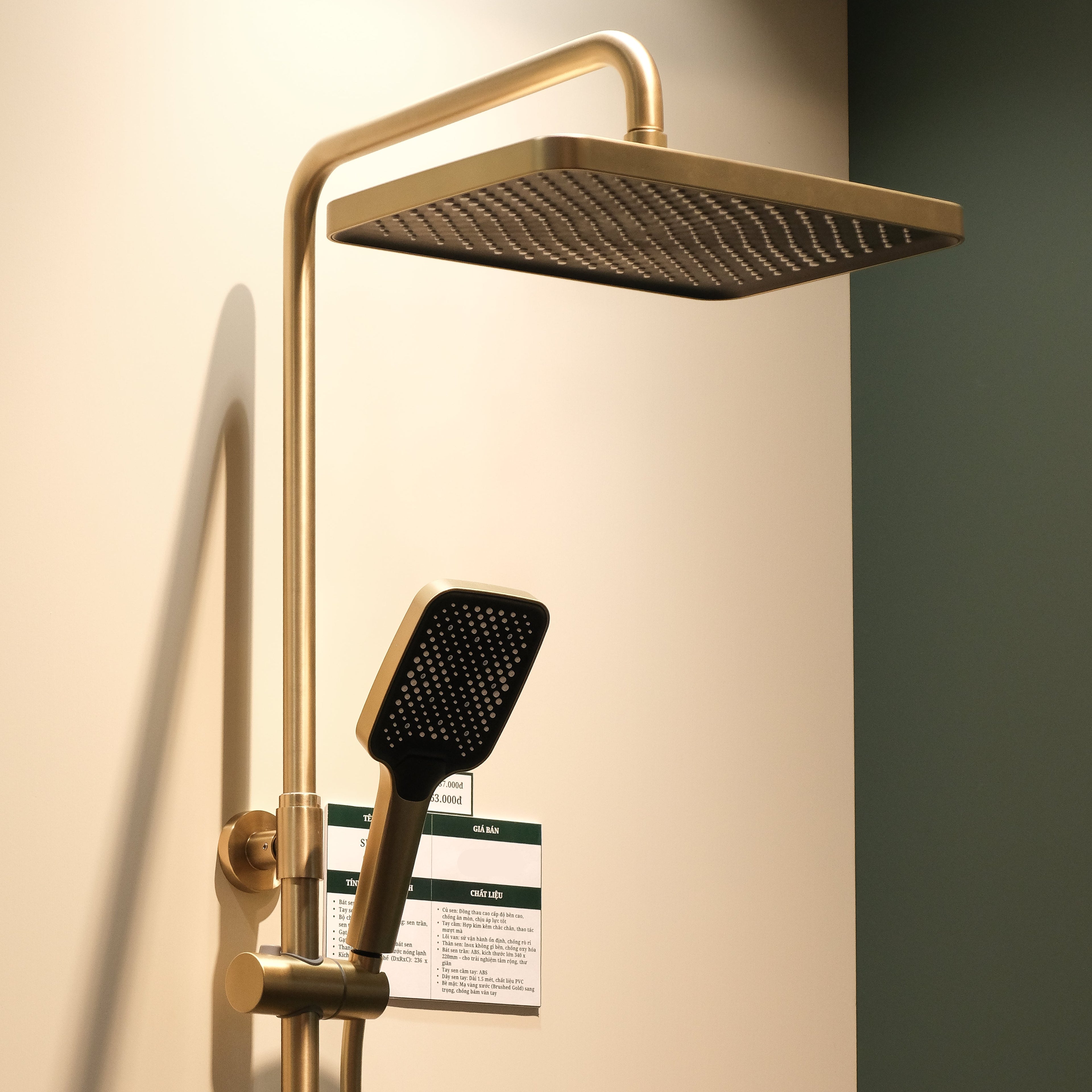 Sen tắm cây Casalux mạ vàng CLSV10