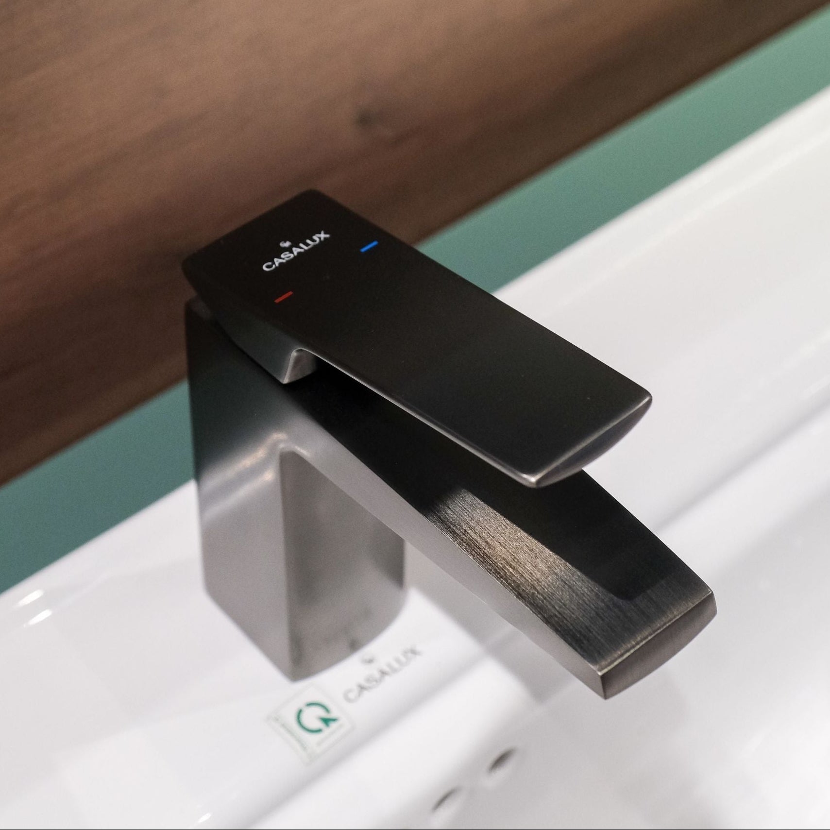 Vòi lavabo Casalux thấp màu xám CLVIT11