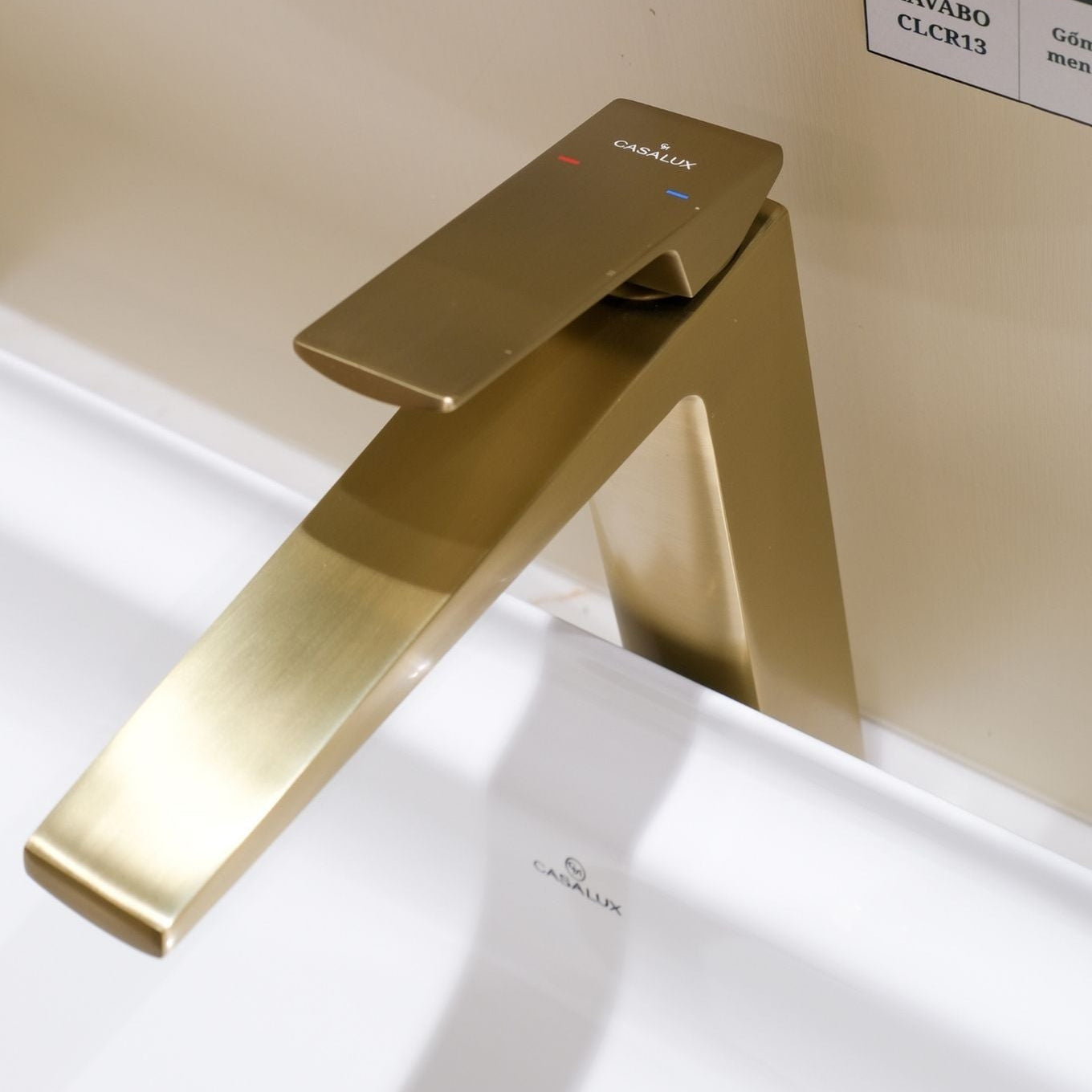 Vòi lavabo Casalux cao mạ vàng CLVIVC16