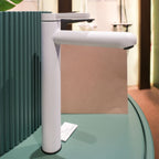 Vòi lavabo Casalux cao màu trắng CLVTC06